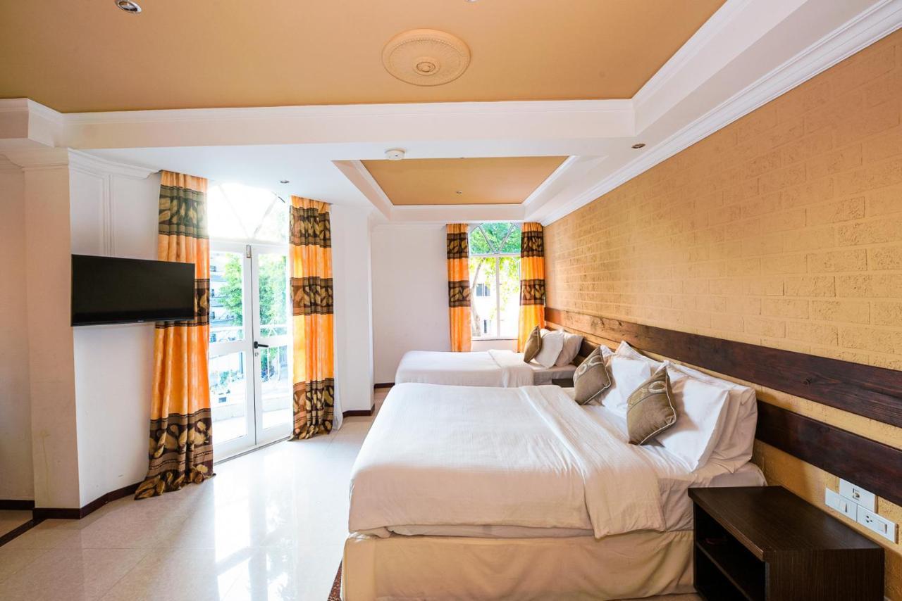 RIJ Hulhumale Hotel Buitenkant foto