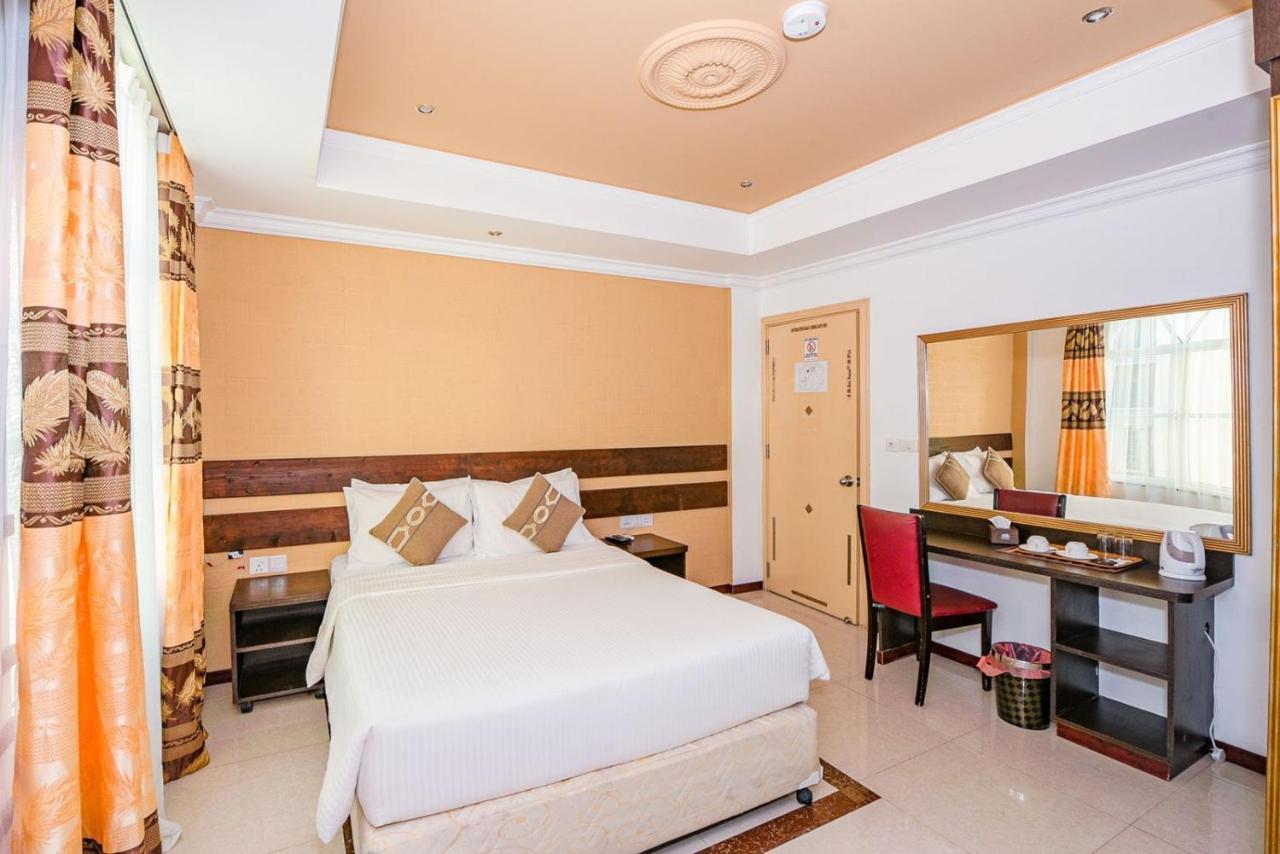 RIJ Hulhumale Hotel Buitenkant foto